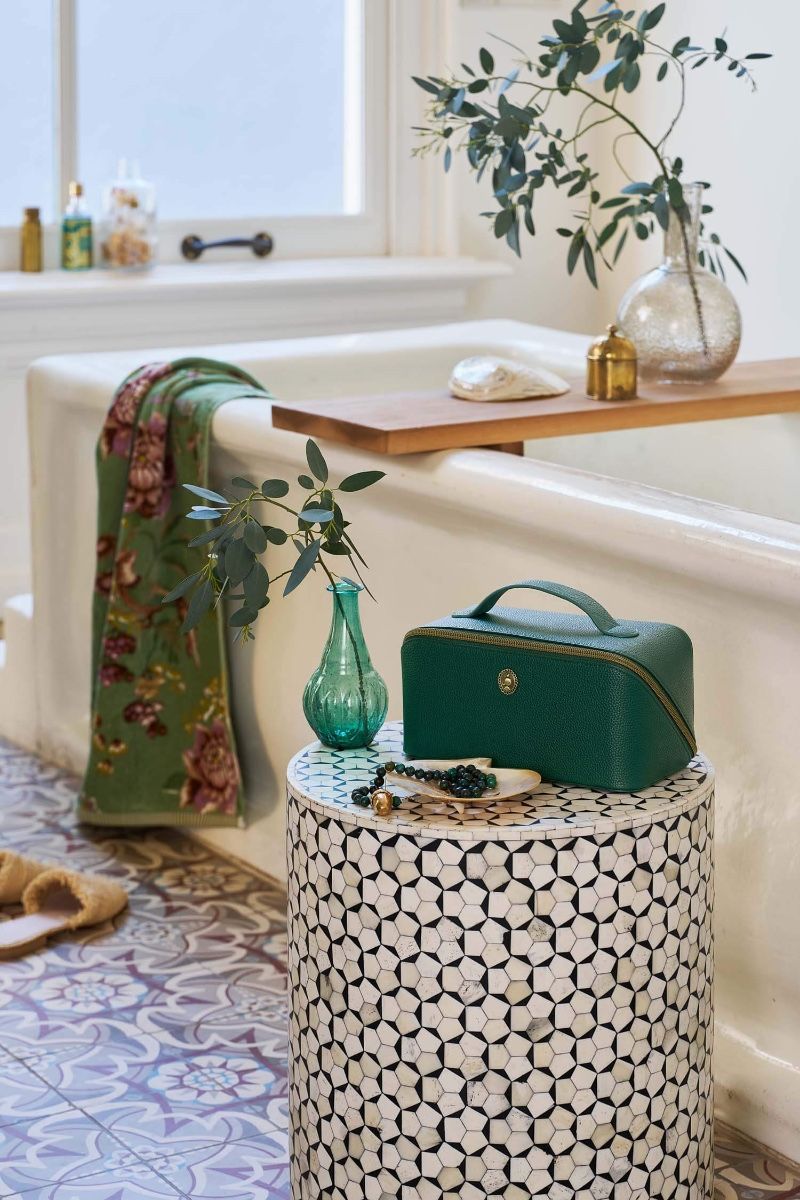 Cyrille Cosmetic Bag Medium Gree