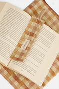 Carica l'immagine nel visualizzatore della galleria, Copertina per Libro con Segnalibro ZIA
