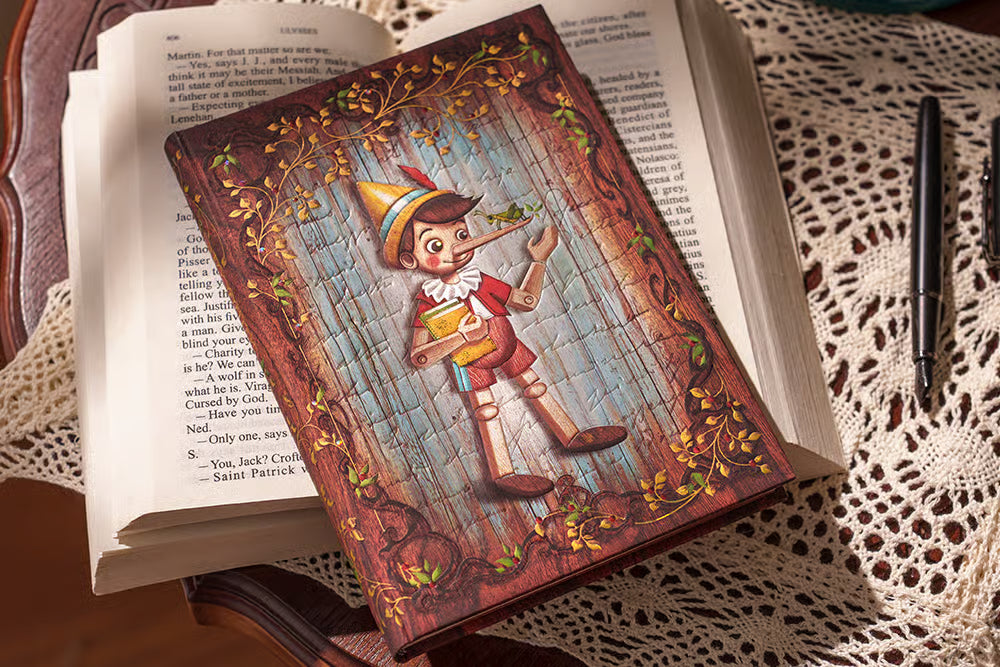 Agenda 2027 Paperblanks 12 Mesi Mini Flexi Settimanale - Carlo Collodi, Pinocchio