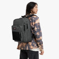Carica l'immagine nel visualizzatore della galleria, Eastpak Pinnacle - Black Denim

