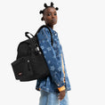 Carica l'immagine nel visualizzatore della galleria, Eastpak Zaino Scuola - Nero
