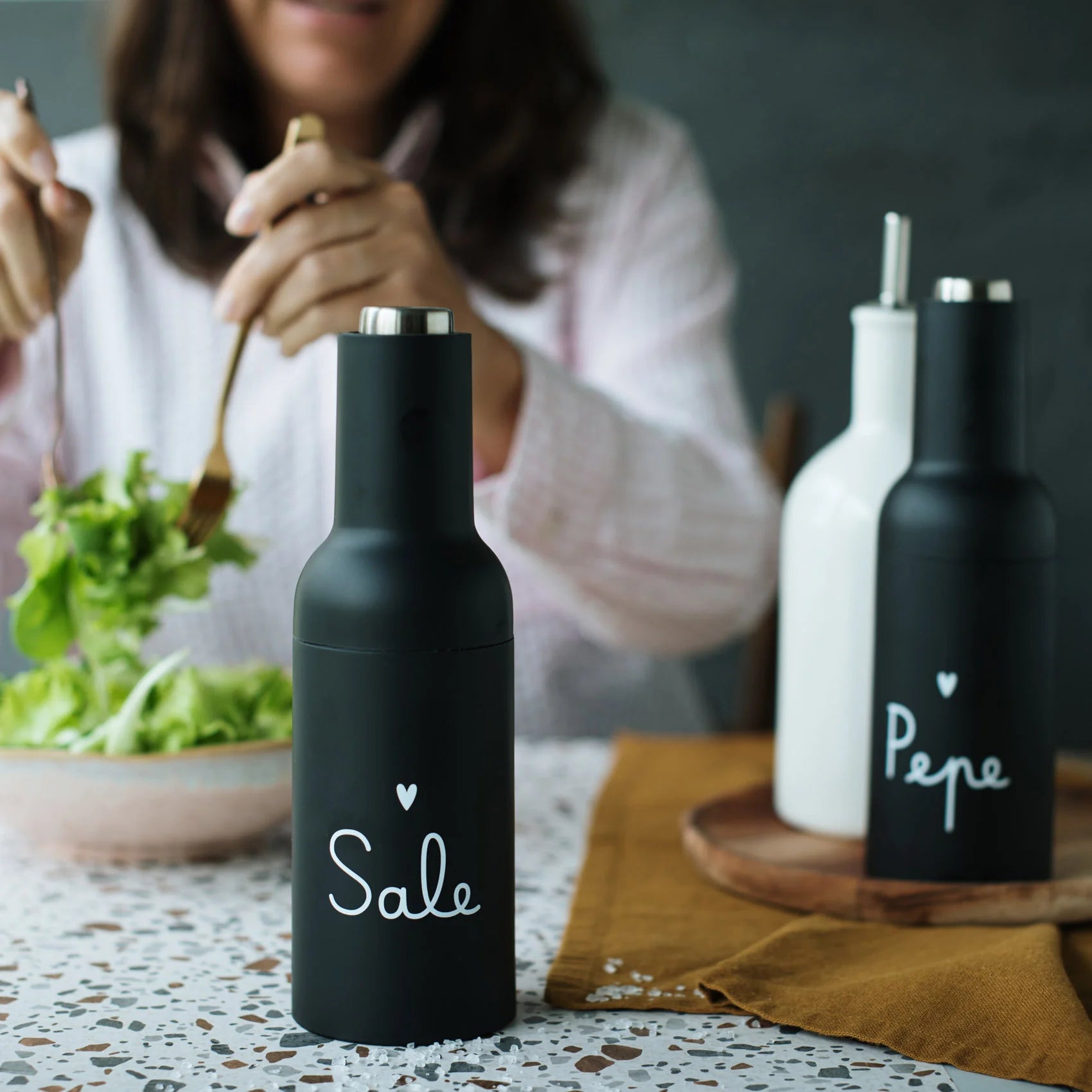 Macina sale e pepe elettrico nero Simple Day